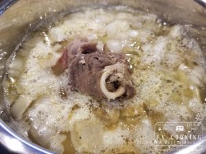 Slow-Cooker Split Pea Soup with Ham