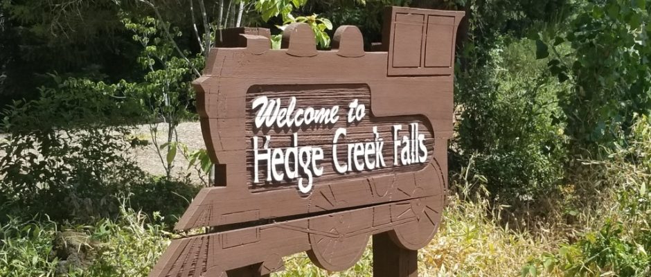 Hedge Creek Falls and Mossbrae Falls